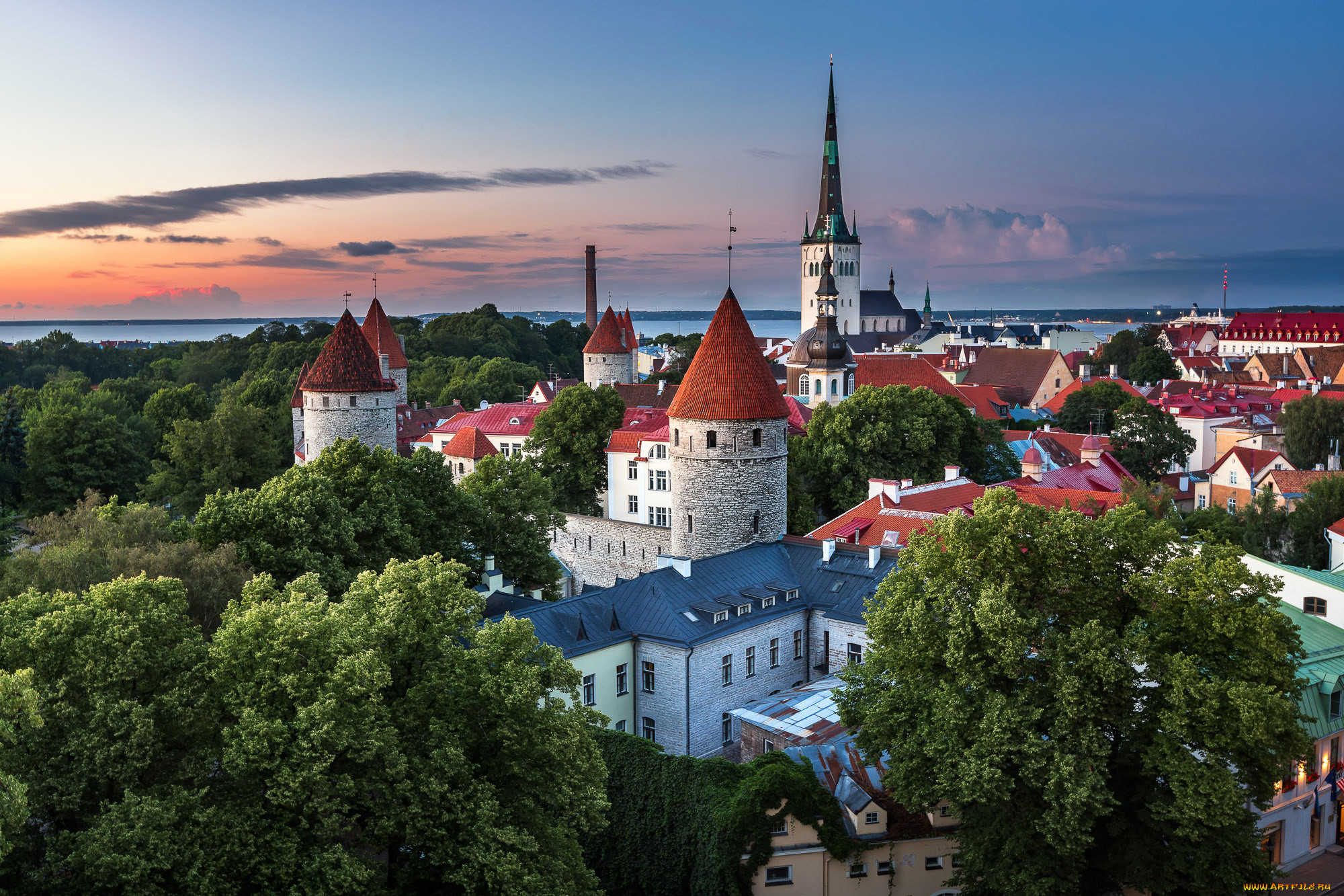 Эстония какая республика. Эстония столица Таллин. Таллин столица Эстонии достопримечательности. Эстония город Таллин 2022. Прибалтика Таллин.